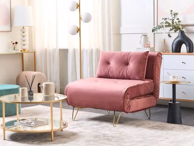 Divano letto singolo BELIANI in velluto rosa con gambe in metallo dorato e cuscino, modello pieghevole click-clack glamour per soggiorno – 1