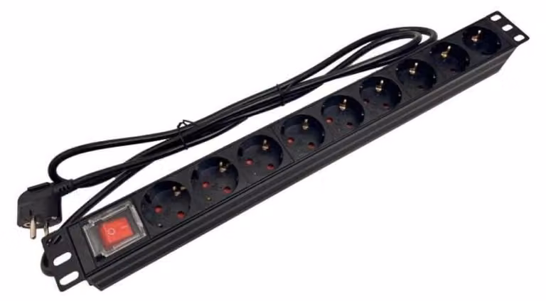 Barra di distribuzione dell'alimentazione per rack da 19 pollici (PDU) con 9 prese Schuko CEE 7/3 e connettore CEE 7/7 dotato di interruttore