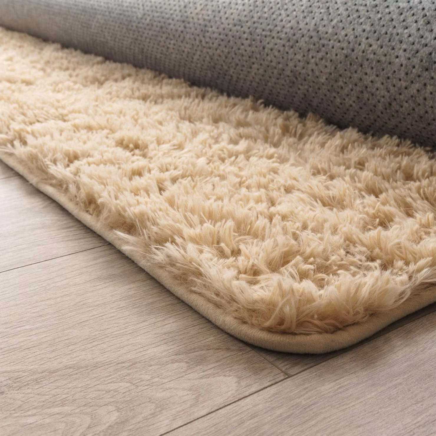 Tappeto rotondo Silvana beige a pelo alto in ecopelliccia Diametro: 160 cm – 2