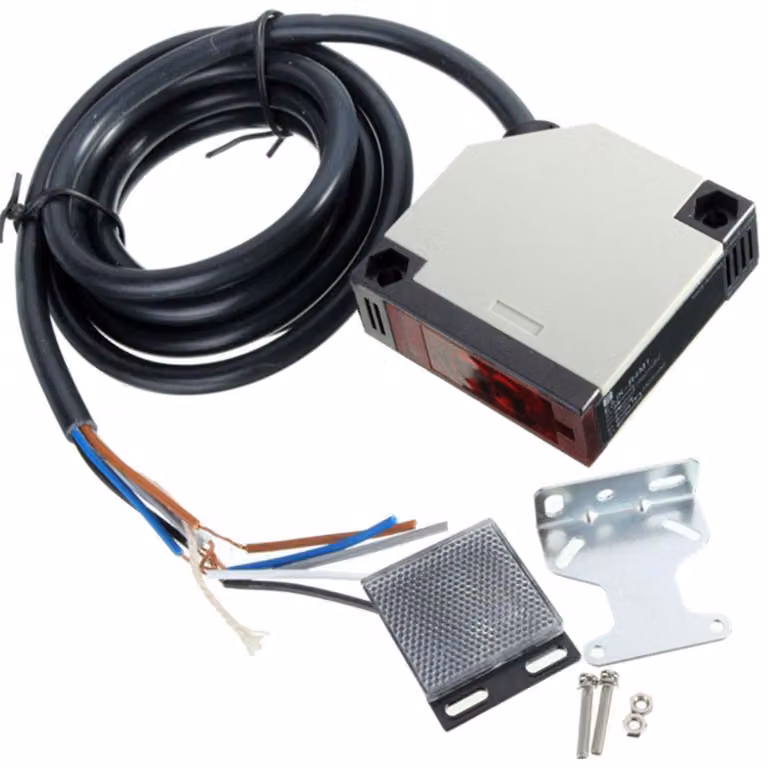 Sensorswitch: interruttore luminoso - Riflettore luminoso - Modello E3JK-R4M1
