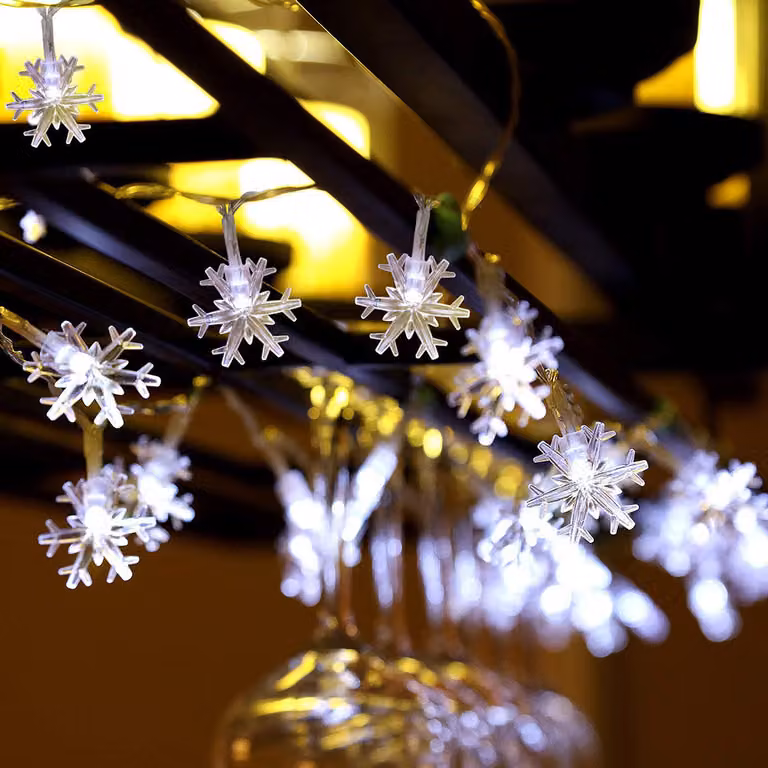 6M LED fiocco di neve fata luci batteria azionato batteria luci di Natale decorazione festa interna, bianco