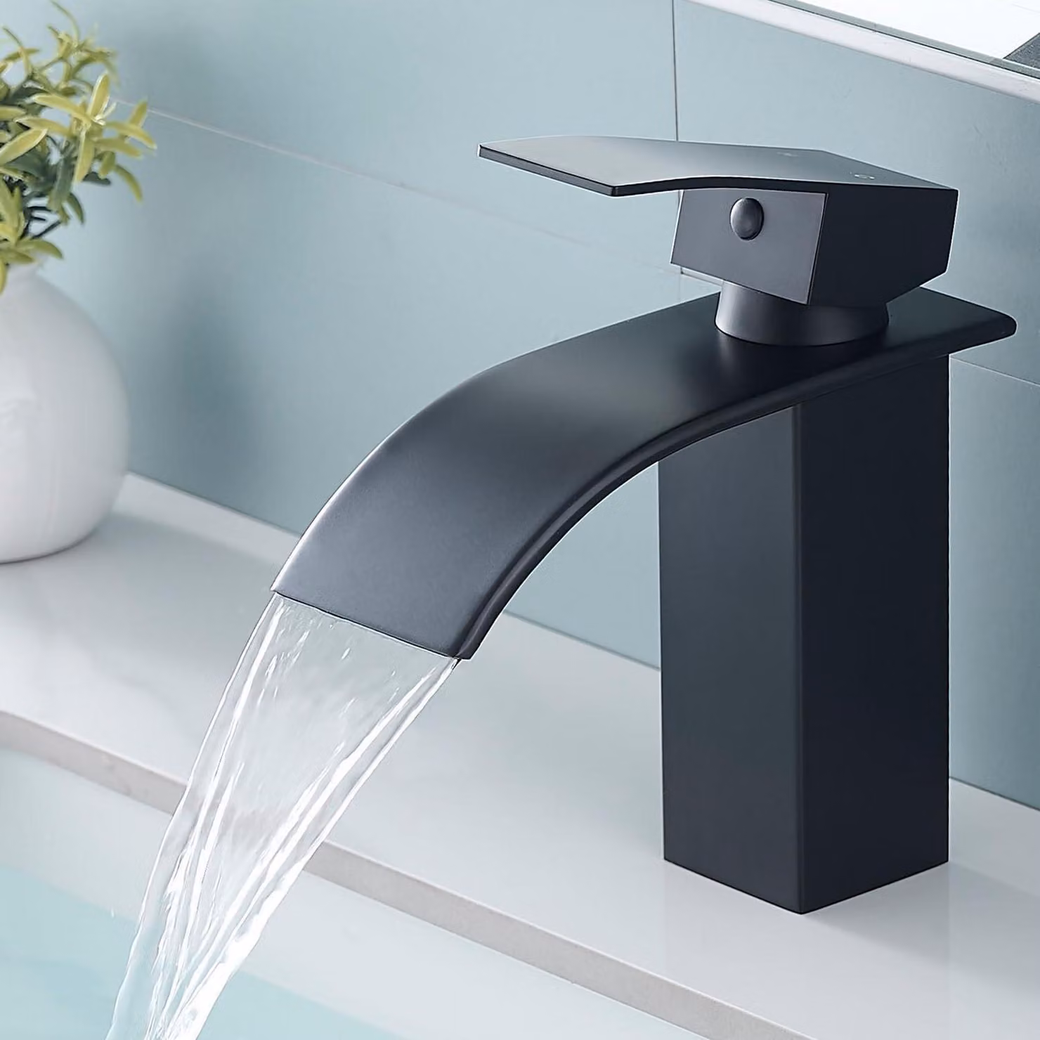 Miscelatore per lavabo a cascata, monocomando, nero opaco