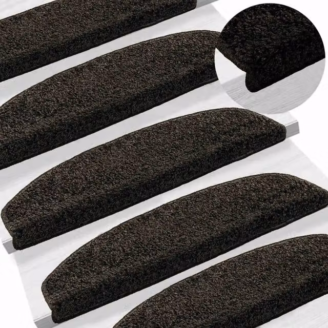 Tappetini per scale autoadesivi antiscivolo e fonoassorbenti vidaXL in polipropilene, confezione da 15 pezzi, colore antracite/nero, L: 80 cm, P: 24,5 cm, H: 3,5 cm – 1