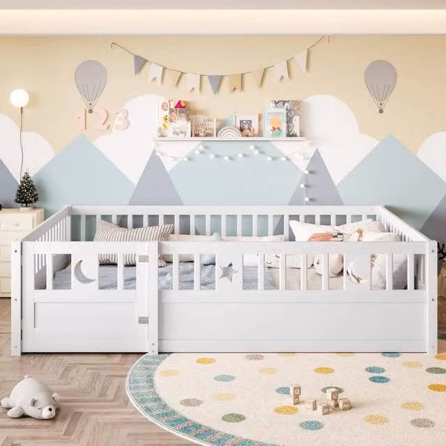 Letto per bambini WISHDOR in legno di pino bianco con decoro stelle e luna, L 140 cm x P 190 cm