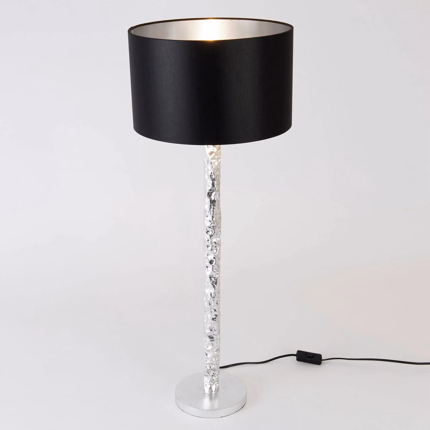 Holländer Lampada da tavolo di design Cancelliere Rotonda, Cromo / Argento, Soggiorno / Sala da pranzo, Tessuto / Stoffa / Seta, Design, Lampada da tavolo