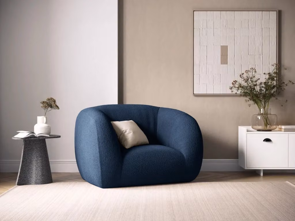 Poltrona Essen Cosmopolitan Design in bouclé blu scuro con braccioli per il tuo living room – 2