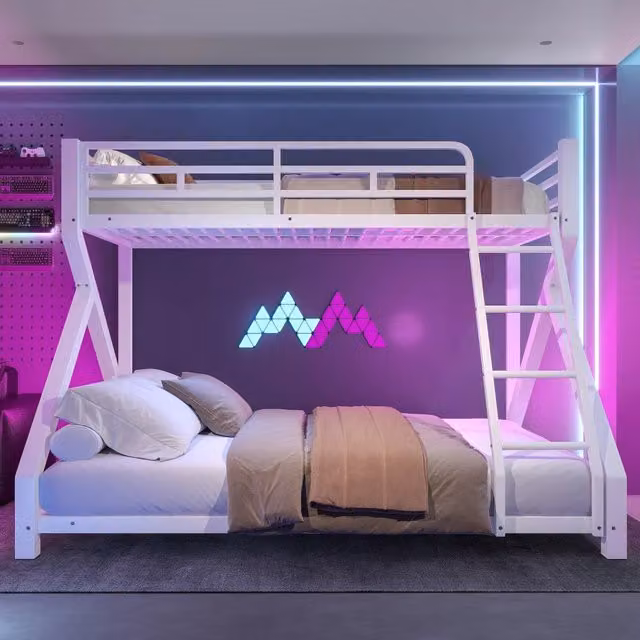 Letto a castello 90x200 e 140x200 cm con LED; scala e sponda; struttura in ferro bianco per cameretta