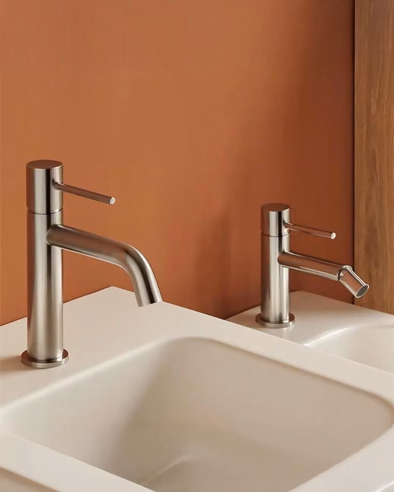 Coppia rubinetti lavabo e bidet senza scarico cromo Memo