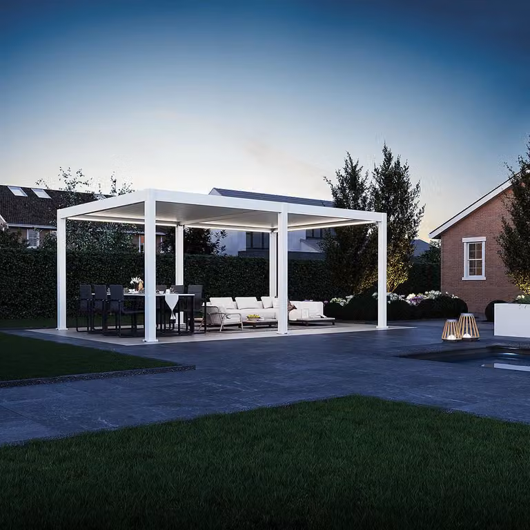 Pergola elettrica Weide E-Deluxe Plus interamente in alluminio, 4x6 m, con tetto a lamelle bianco