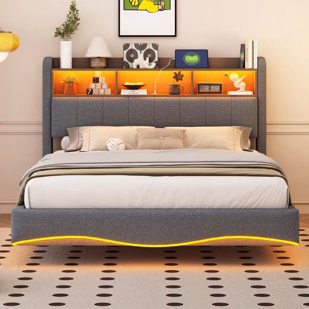 Letto matrimoniale OKWISH imbottito grigio con illuminazione LED, porte USB e Type-C, vano testiera e ripiani laterali, L/P/H: 140 x 200 x 110,5 cm – 2