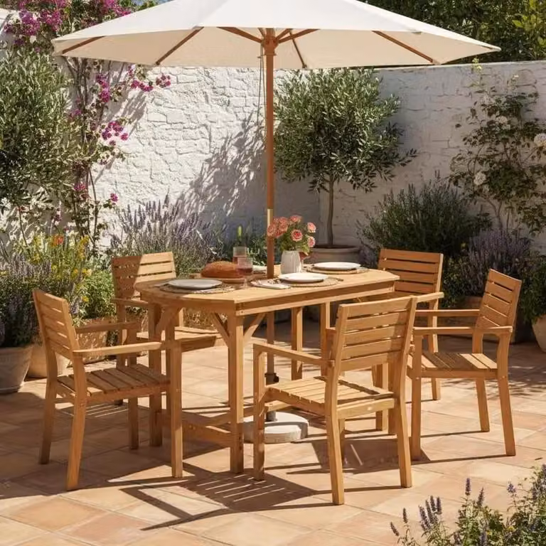 Tavolo da giardino in legno di pino con foro per l'ombrellone
