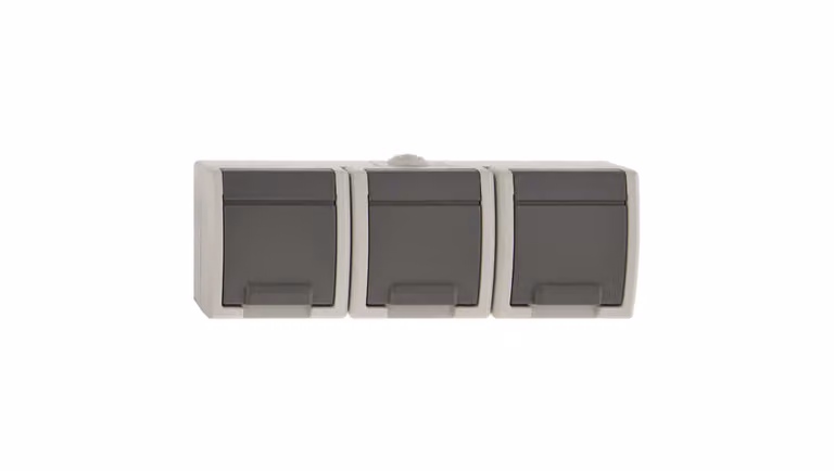Aquant Ermetico a tre prese c/u 16A IP55 grigio GNT 1243-10