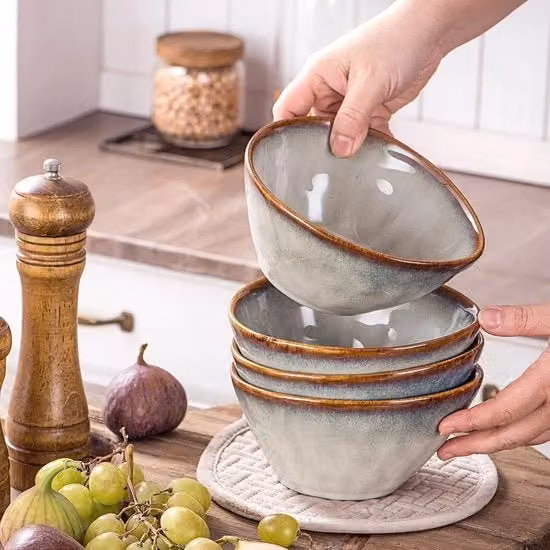 Servizio da cena Henten Home in ceramica e porcellana, set di piatti beige e grigio per adulti, lavabile in lavastoviglie e utilizzabile in microonde