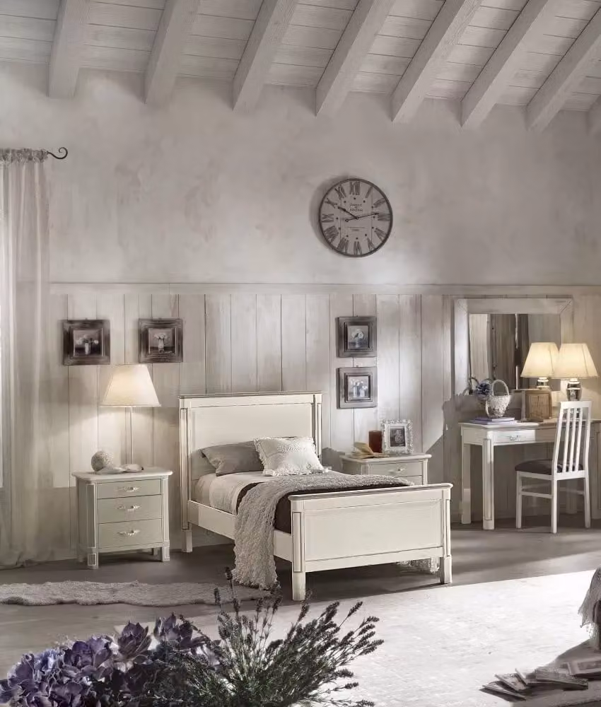 Set camera da letto completa in legno massello stile shabby chic Mobili 2G con struttura letto, armadio e comodino laccato disponibile in bianco, grigio o verde – 1