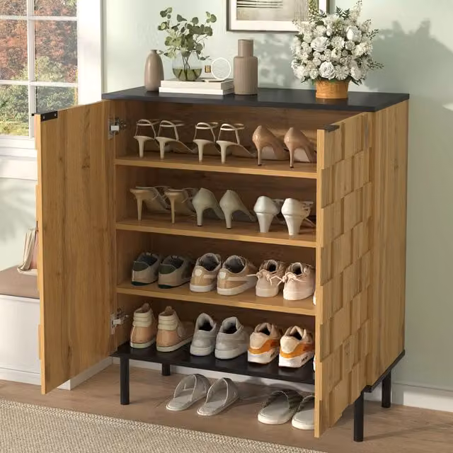 Armadio portascarpe a 2 ante con design mosaico, ripiani regolabili e piedi in metallo, effetto legno naturale