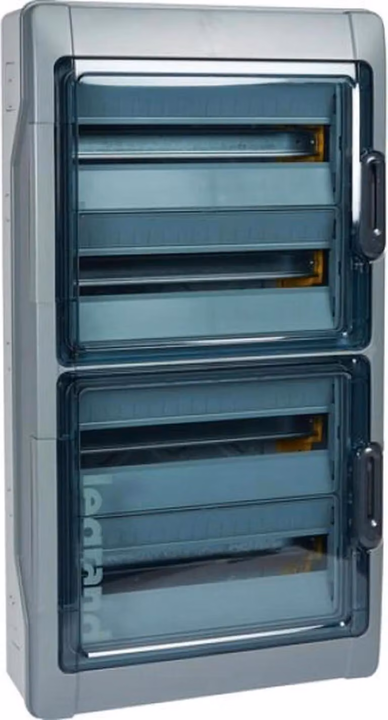 Distributore Legrand per ambienti umidi, a vista, IP65, 4 file, 72 moduli, 1 pz.
