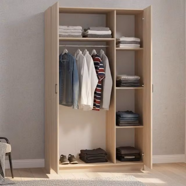 Armadio da camera da letto moderno DMORA con ante a battente, ripiani interni e appendiabiti, Marrone e Beige, L: 120 cm, P: 52 cm
