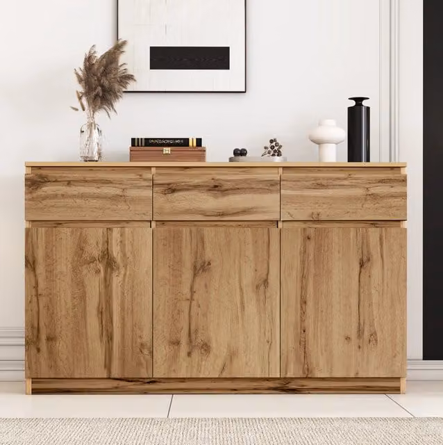 Credenza sideboard 135x40x81 cm in pannello truciolare effetto legno; 3 ante e 3 cassetti