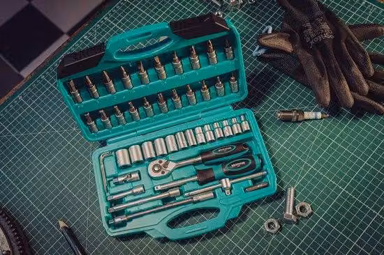 Set da 46 pezzi con chiavi a quadrato da 1/4 di pollice da 6,3 mm, valigetta per attrezzi da riparazione auto, kit combinato