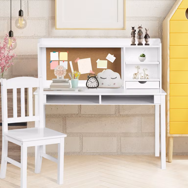Set scrivania e sedia per bambini Costway con mensola bacheca in sughero, colore bianco