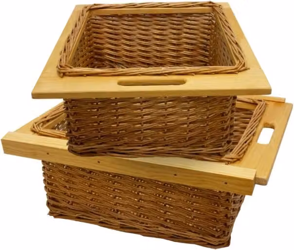 Set di 2 Cestelli Estratibili in Vimini Marrone con Telaio e Binari in Legno di Faggio per Organizzazione Dispensa e Credenza Monster Shop