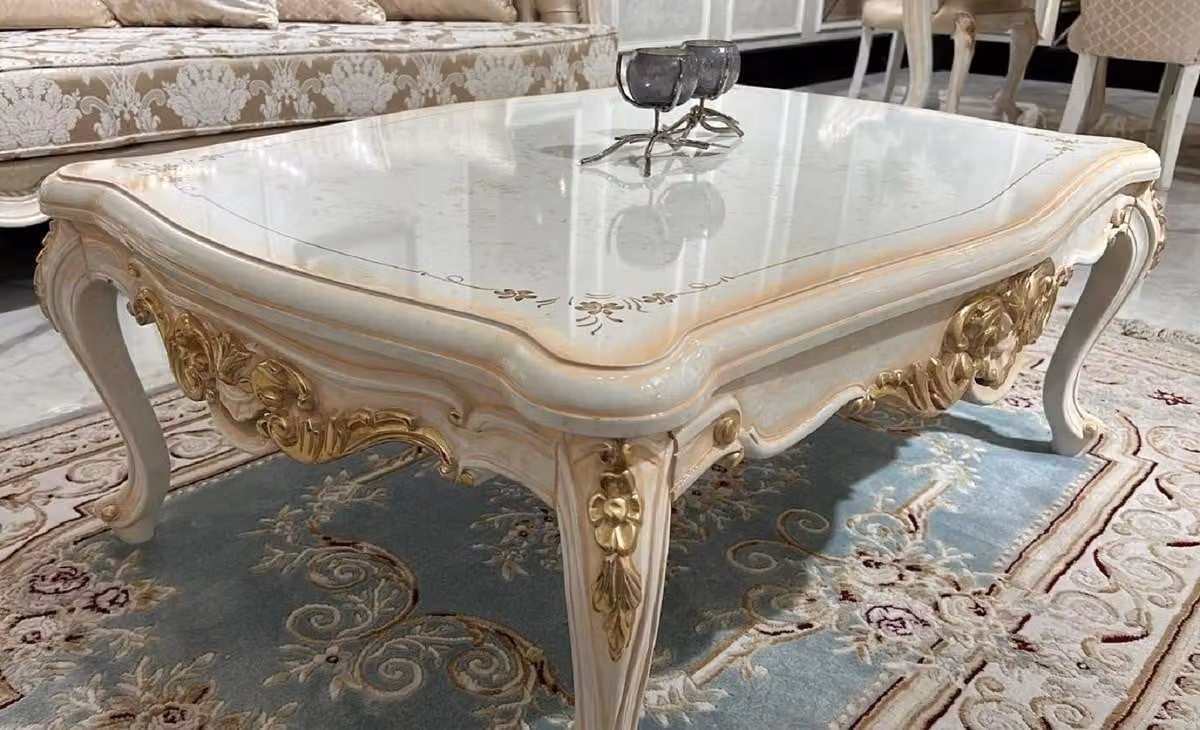 Casa Padrino tavolino barocco bianco / beige / oro - Tavolo da salotto in legno massiccio in stile barocco - Mobili da salotto in stile barocco - Mobili barocchi - Arredamento barocco - Mobili in stile barocco