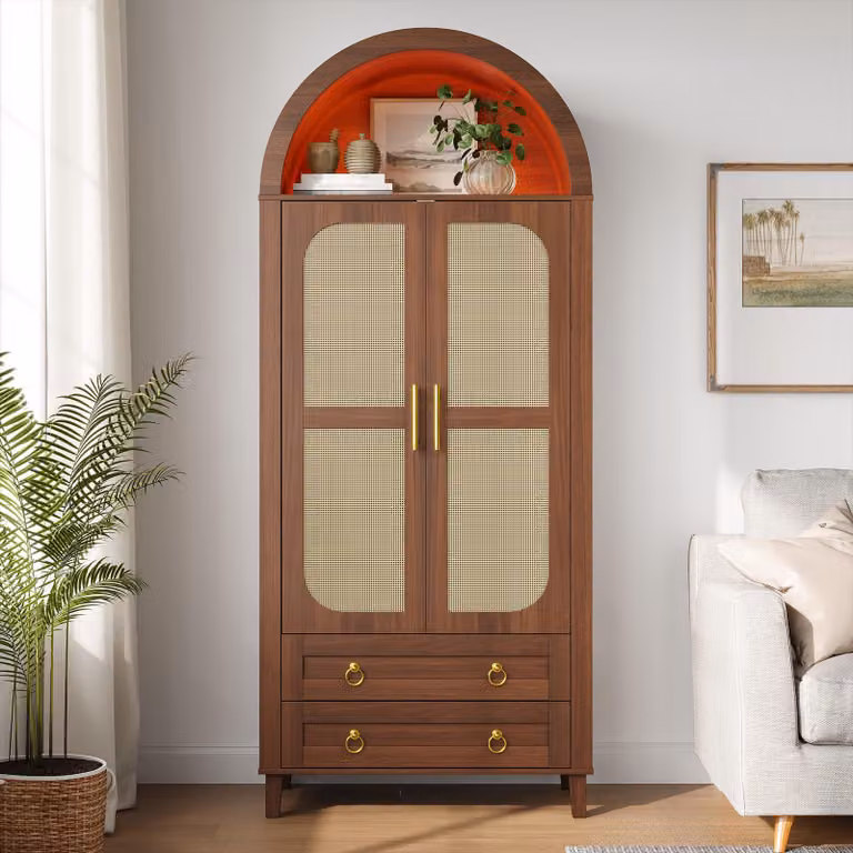 Armadio okwish con design ad arco, dotato di ripiano aperto, illuminazione LED controllabile tramite app, colonna alta con asta appendiabiti, 2 cassetti, finitura noce
