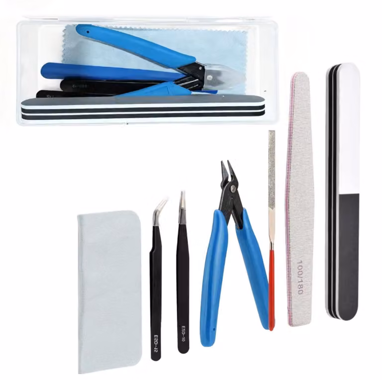 Set di strumenti per modellismo, composto da 8 pezzi, tra cui: tronchesi, pinzette e lime