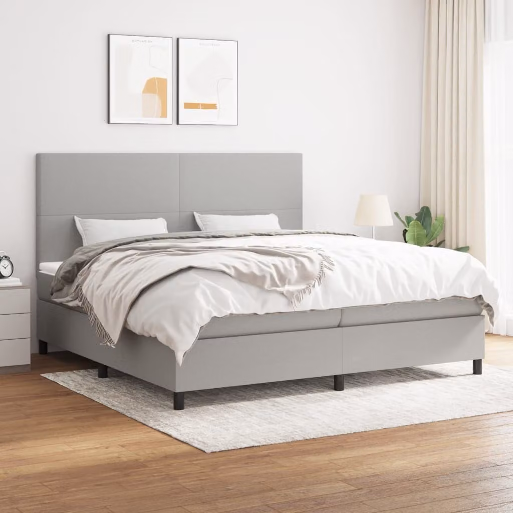 The Living Store Letto a molle con materasso grigio chiaro 200x200 cm in tessuto