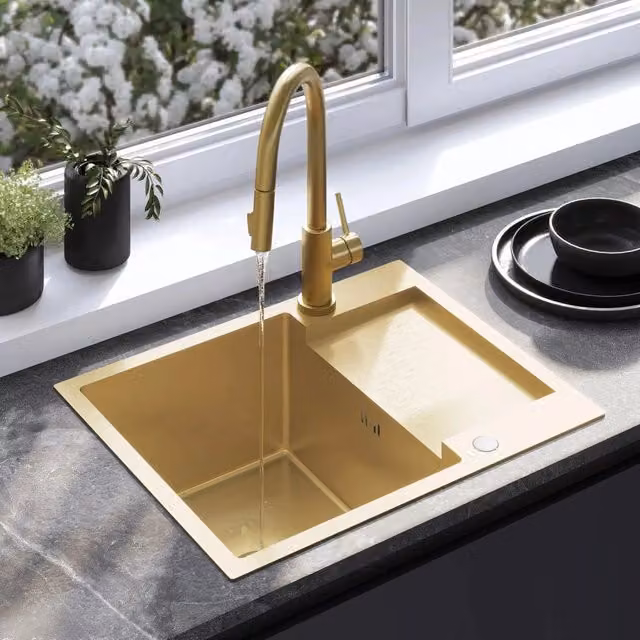 Lavello da cucina in acciaio Rea colore Gold con finitura spazzolata senza rubinetto