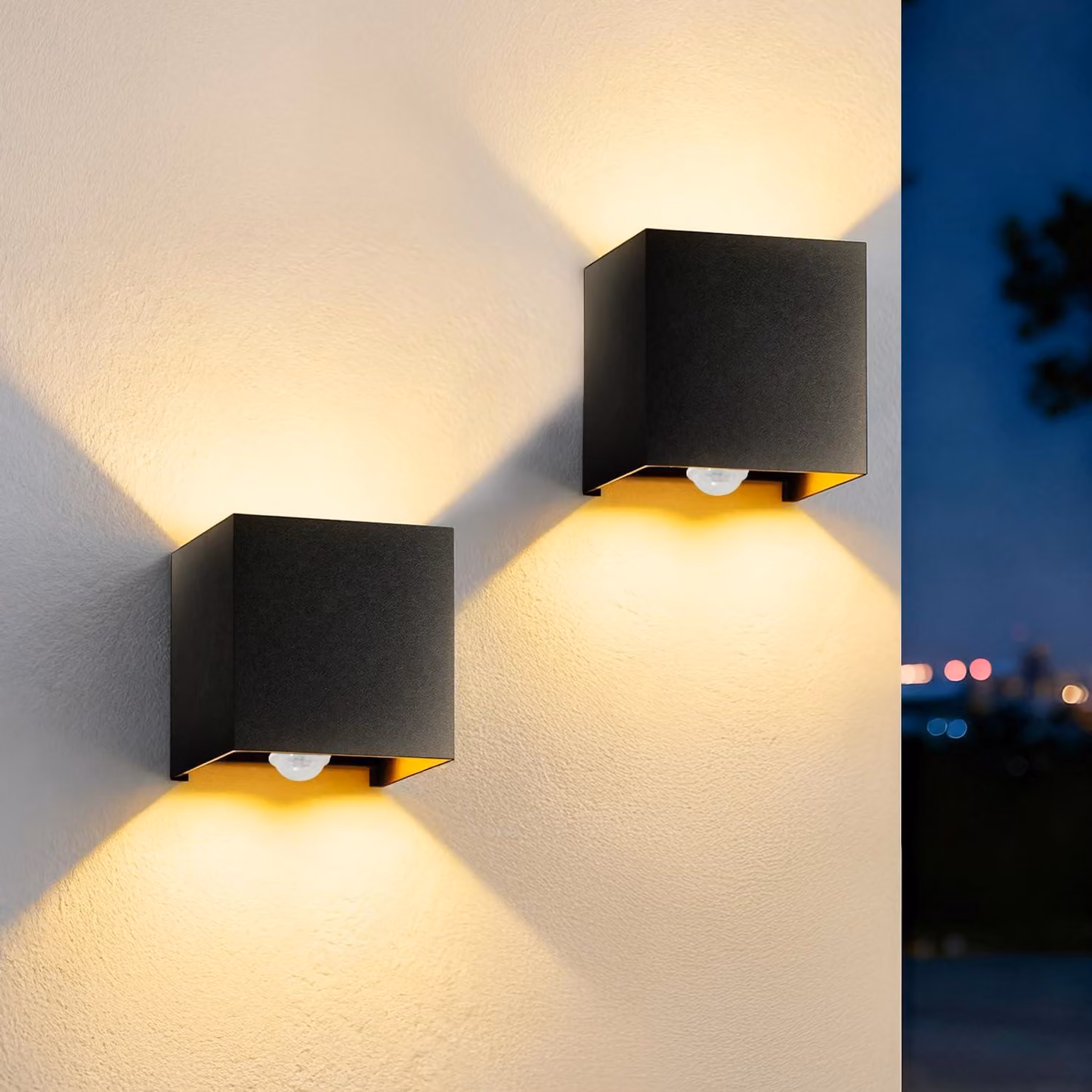Lampada da parete a LED con sensore di movimento, 8W, 3000K, grado di protezione IP65, set da 2, colore nero