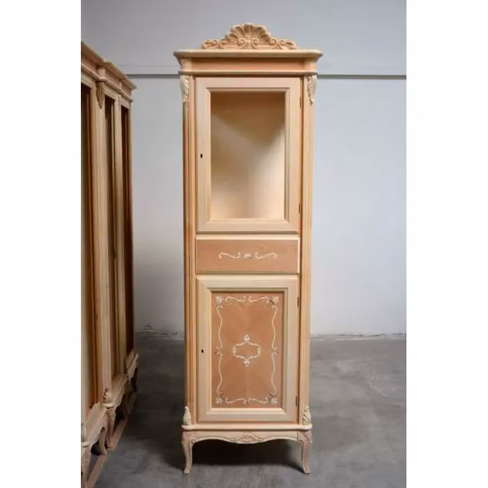Vetrina classica Mobili 2G con 2 porte in vetro, 1 cassetto e ripiani interni in legno grezzo, L: 61 cm, P: 41 cm, H: 190 cm – 1