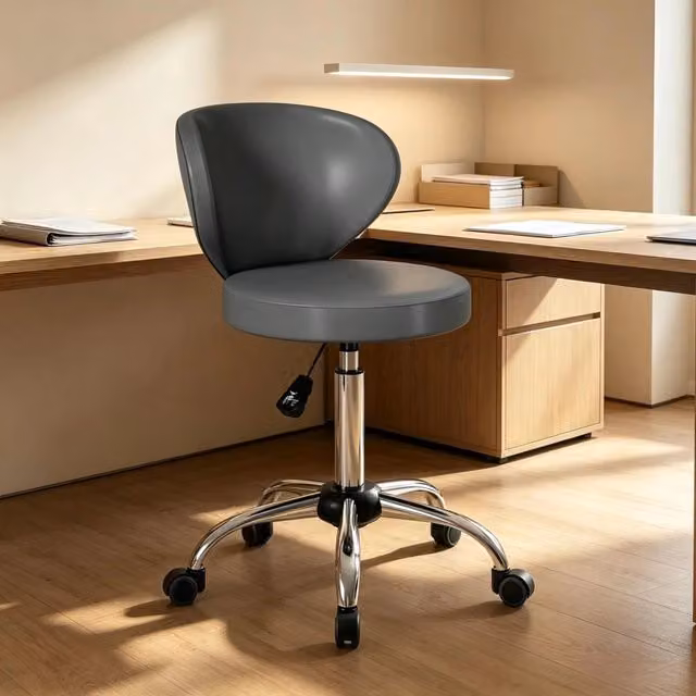 Sgabello da lavoro girevole con schienale in PU grigio, altezza regolabile 51-66 cm