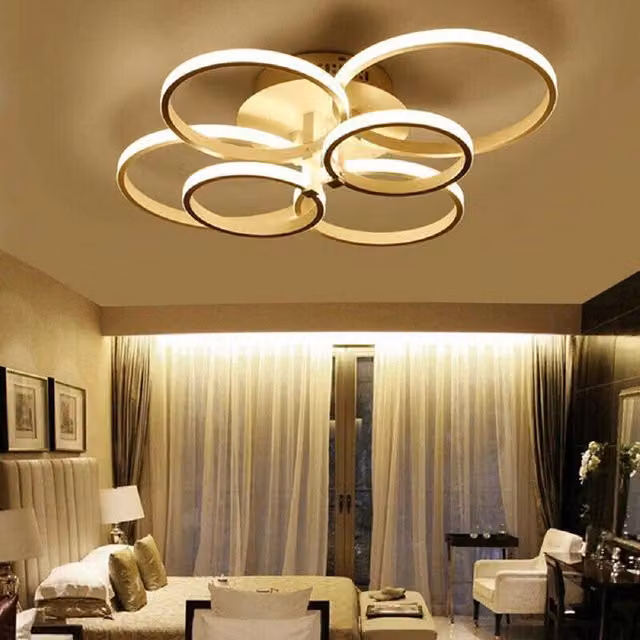 Plafoniera LED Moderna Trade Shop con 6 Anelli, 51 W, Luce Regolabile Calda Naturale e Fredda, Colore Bianco