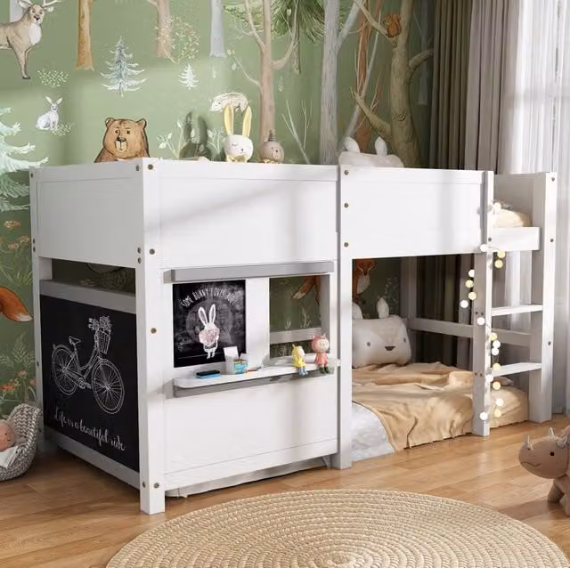 Letto a casetta per bambini con lavagna; scala a 3 gradini; 90x200 cm; in legno bianco