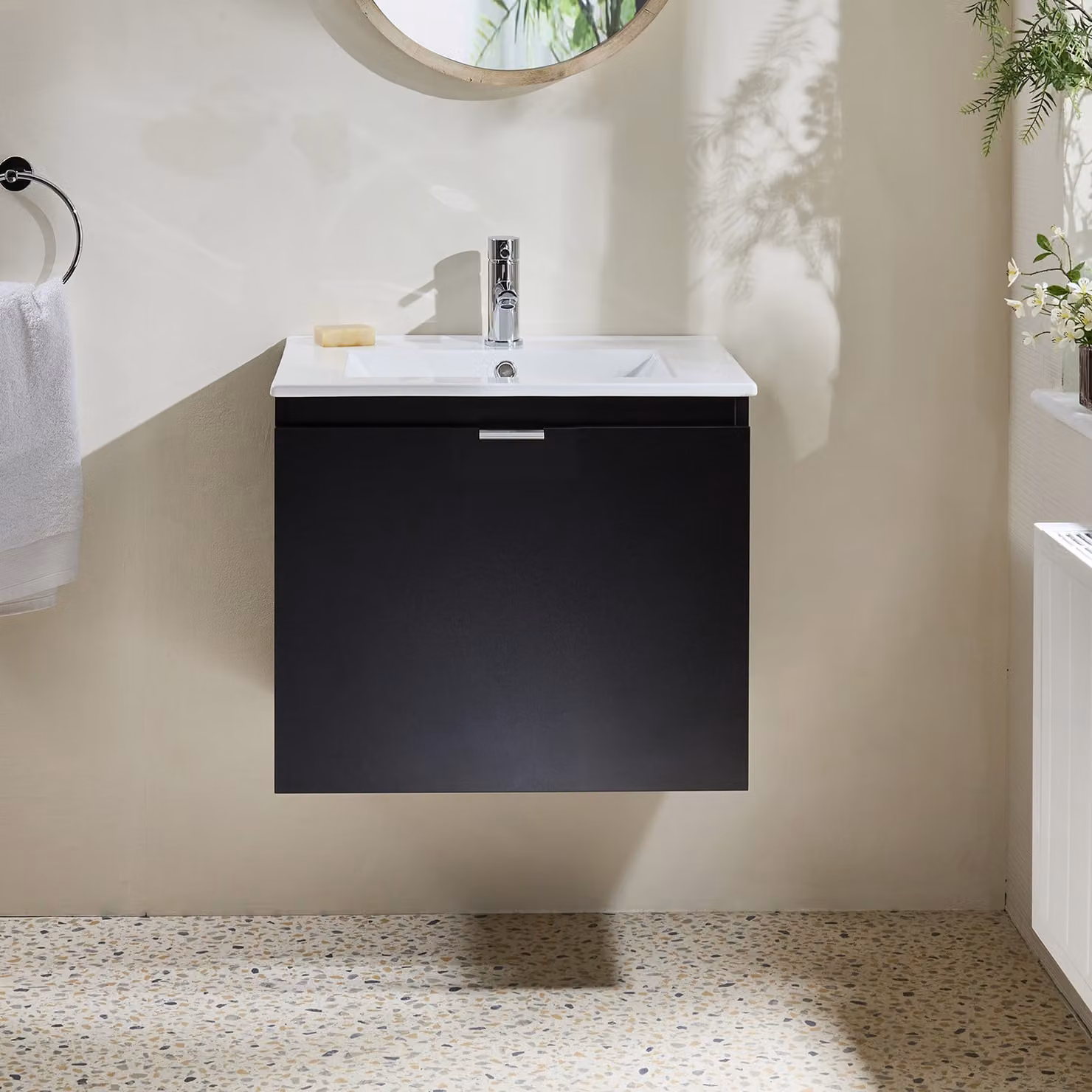 Mobile Bagno Grigio Nero Sospeso da 600mm con Lavabo e Maniglia con Impugnatura a Dito Cromate - Cluo