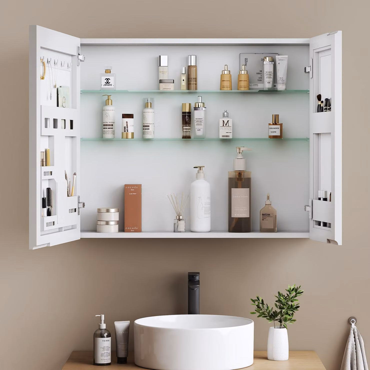 Armadio a specchio EMKE bianco opaco a doppia anta 65x80x14,5 cm a parete con portaoggetti e ripiano regolabile in vetro d'acciaio Ideale per l'organizzazione del bagno