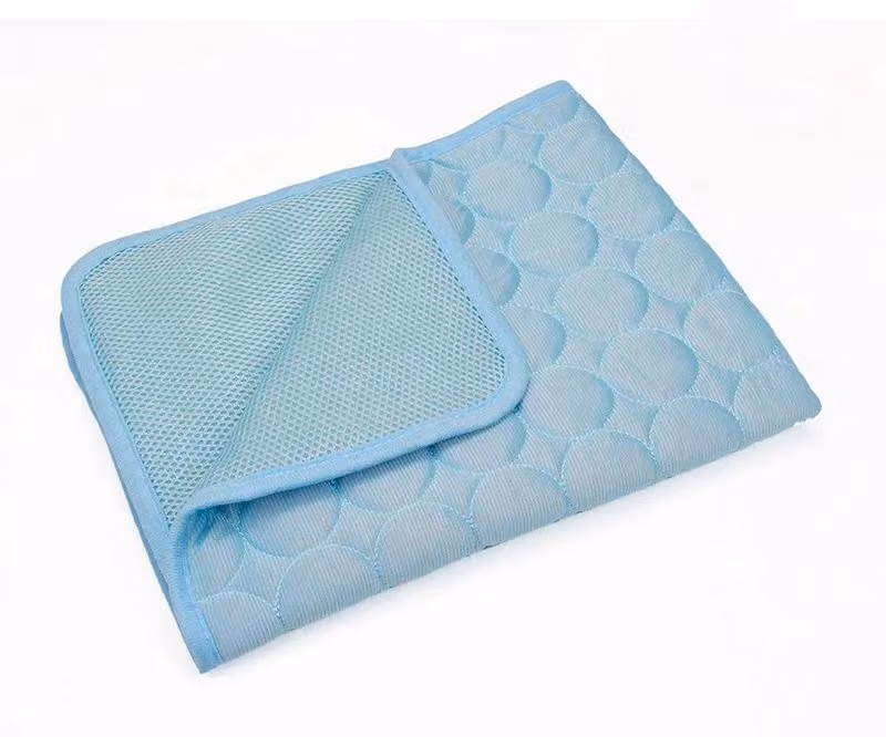 Tappetino refrigerante per animali domestici, lavabile, design confortevole per l'estate, colore azzurro chiaro, taglia XL, 100x70 cm