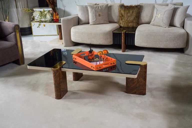 Tavolino da salotto in legno: qualità robusta per uno stile più elegante nel vostro soggiorno.