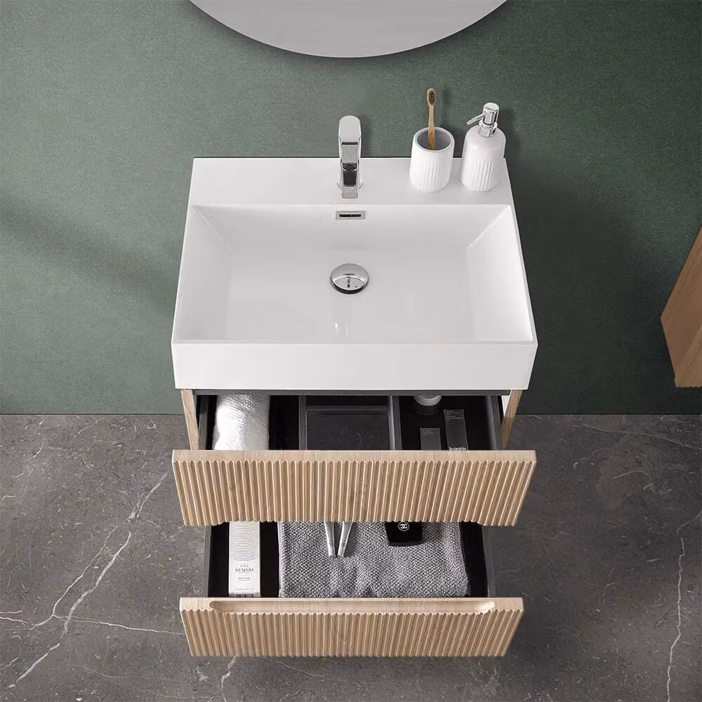 Mobile bagno sospeso Bali rovere chiaro e bianco con ante cannettate e cassetto soft close L: 70 cm – 2