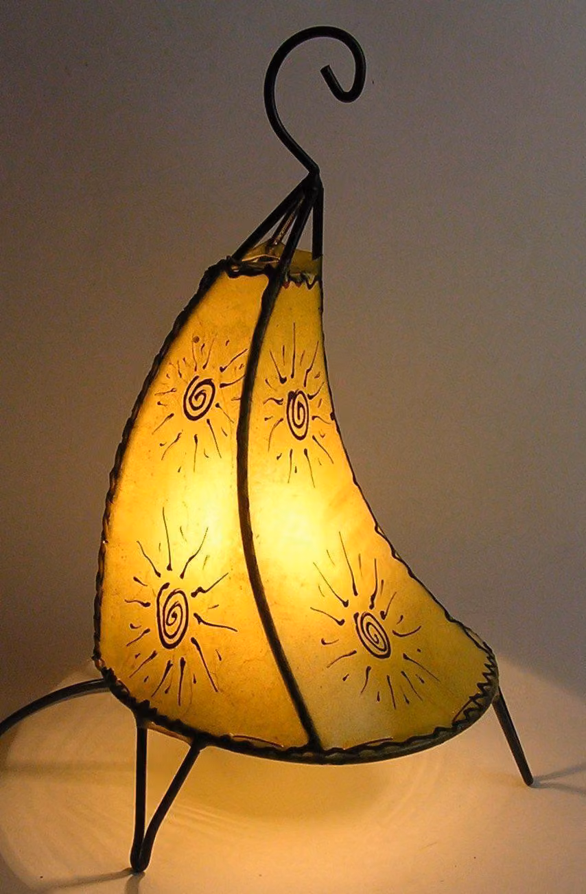 Lampada orientale Lampada Henna Lampada in pelle marocchina Lampada da tavolo Lampada da terra Henna Tissir Sun 35-38 cm, giallo