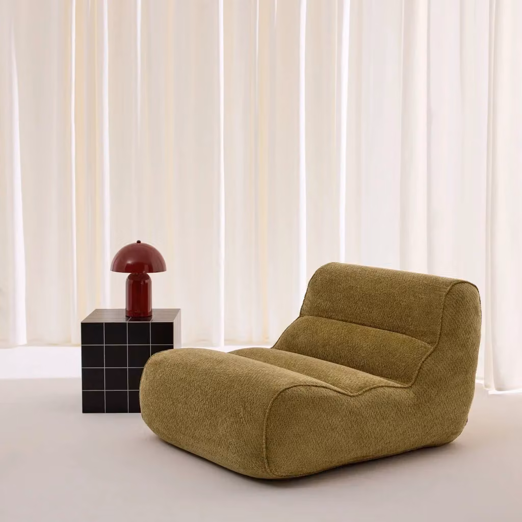 Poltrona moderna SWEEEK in tessuto con struttura imbottita, verde oliva e marrone, L: 108 cm, P: 66 cm, H: 95 cm – 2