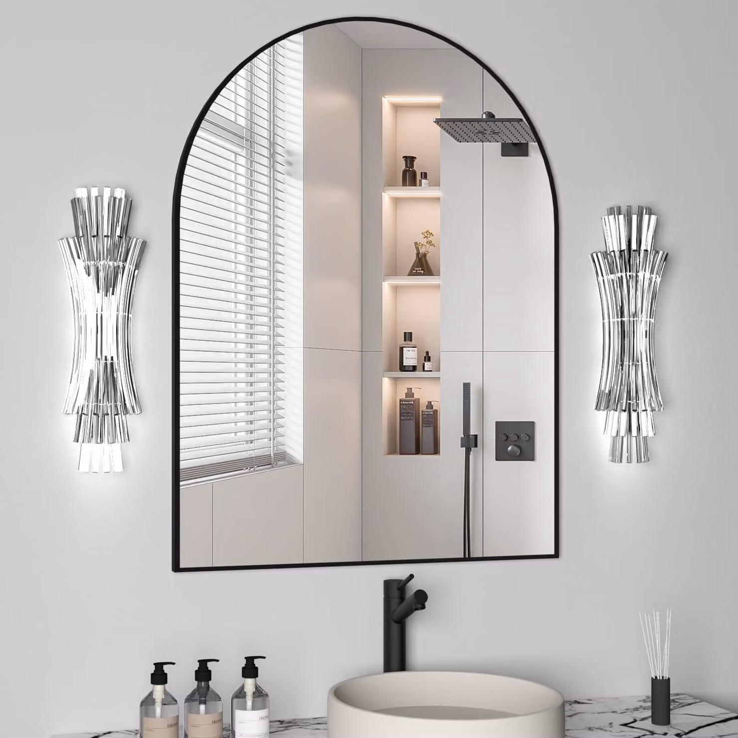 Specchio da parete curvo, dimensioni 102x75 cm, cornice in metallo nero, design moderno