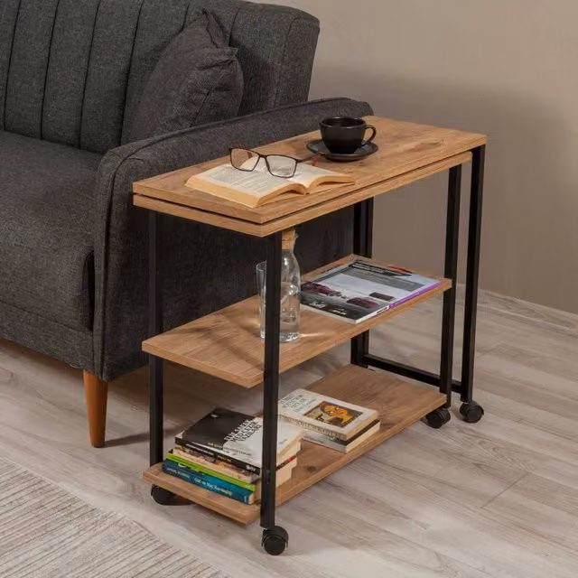 Tavolino da salotto moderno DMORA in legno color quercia con ruote, L: 70 cm, P: 76 cm, H: 63 cm