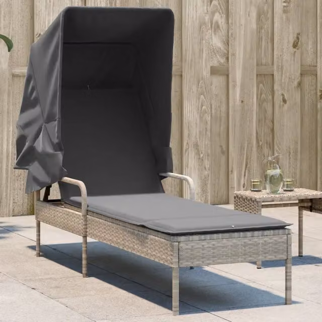 Lettino prendisole con baldacchino vidaXL in polyrattan grigio con poggiatesta regolabile e parasole in poliestere resistente ai raggi UV L: 190 cm, P: 62 cm, H: 110 cm