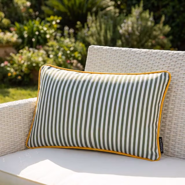 Cuscino arredo Kasanova idrorepellente a righe verde L: 50 cm, P: 30 cm, H: 30 cm