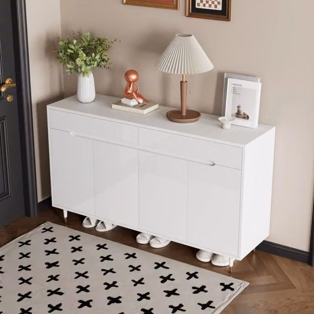 Scarpiera due ante due cassetti ripiani regolabili in pannello truciolare bianca con gambe dorate 140 × 39 × 84 cm