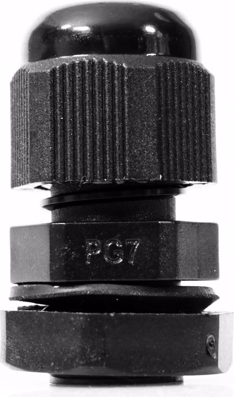 Raccordo per cavi PG 07 con controdado, da 3,5 a 6 mm, grado di protezione IP68, colore nero