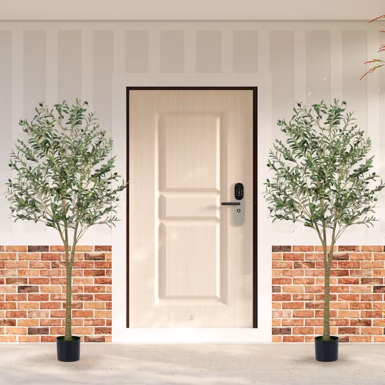 Set di 2 alberi di ulivo artificiali verdi Costway con vaso in plastica per decorazioni mediterranee