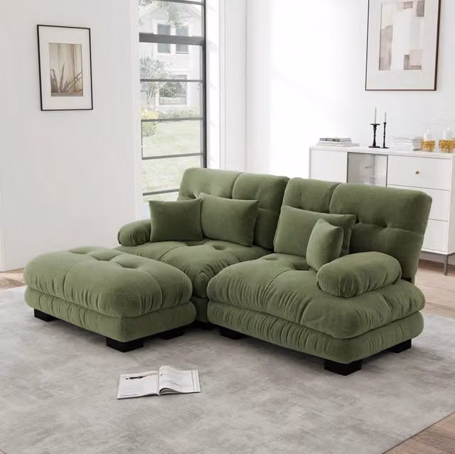 Divano modulare in ciniglia verde con pouf mobili e cuscini HOMVRA